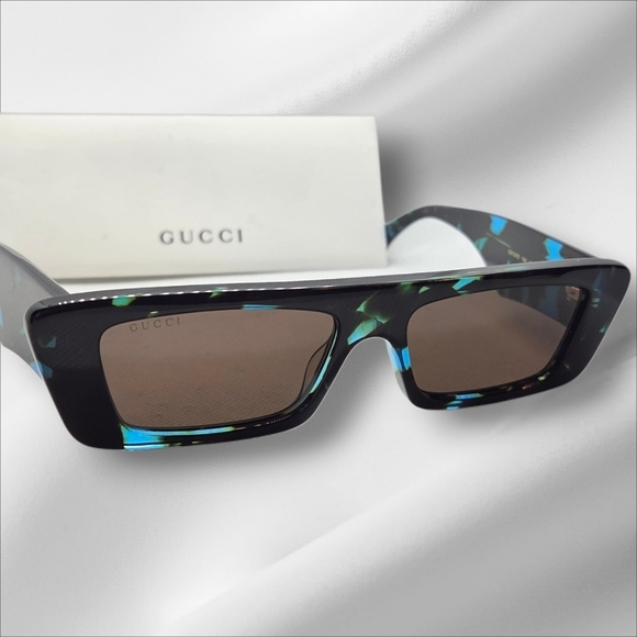 Gucci Turquoise Havana Rectangle Sunglasses - Picture 3 of 9